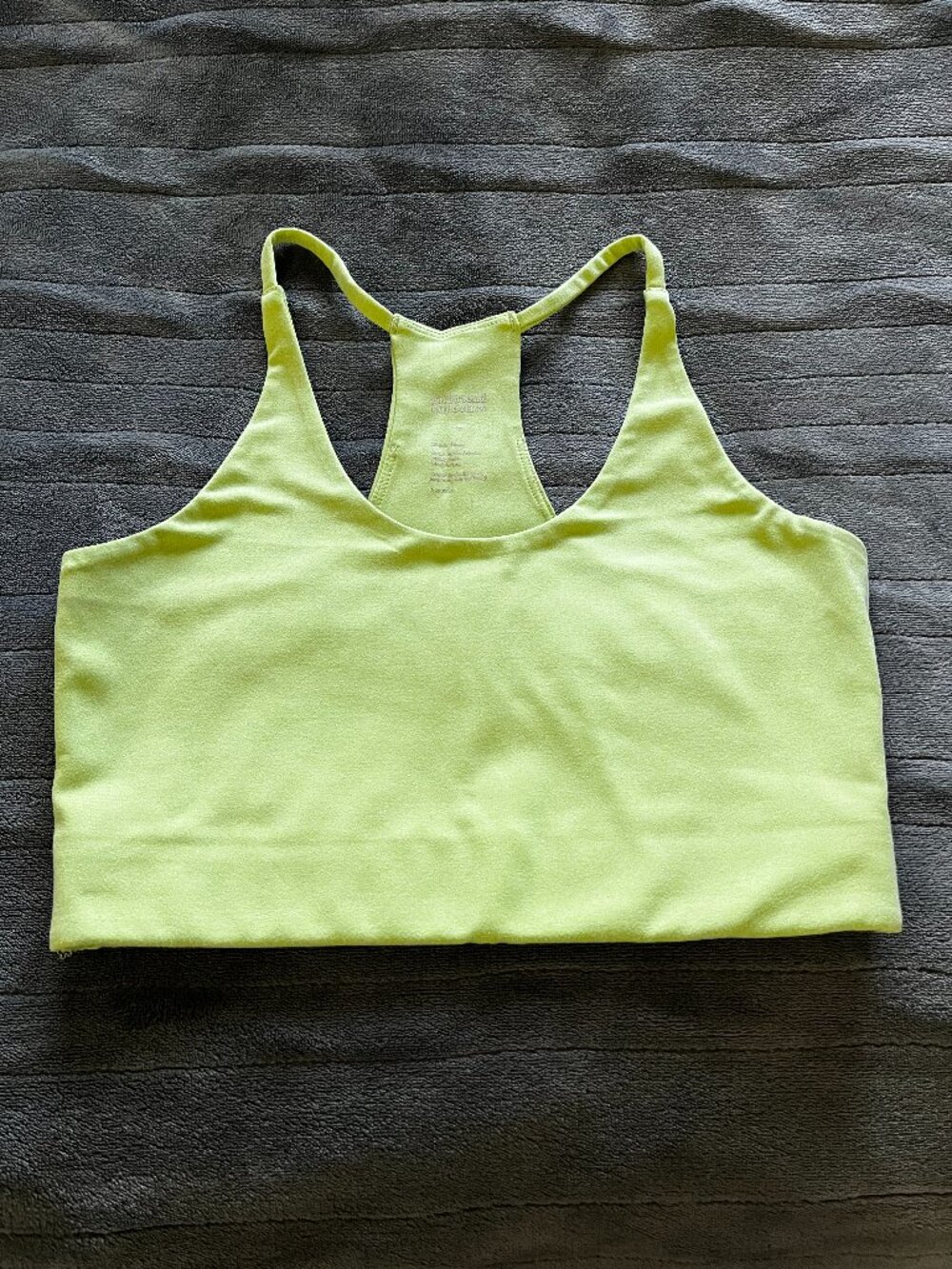Girlfriend Collective • Cleo Halter Bra in Zest